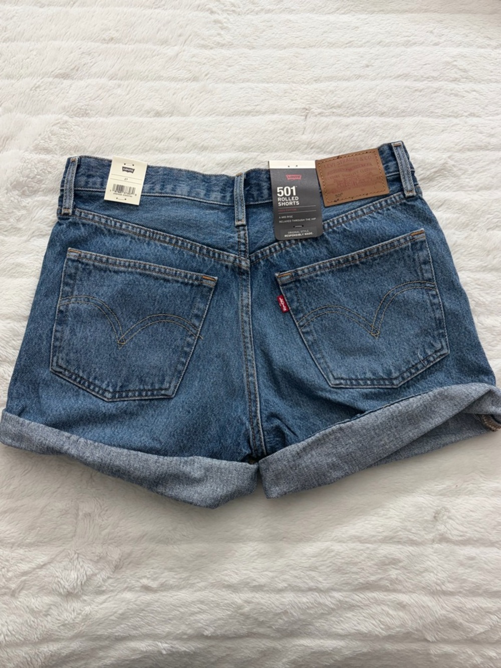 Levi's 501 Rolled Women’s Shorts - Picture 7 of 7